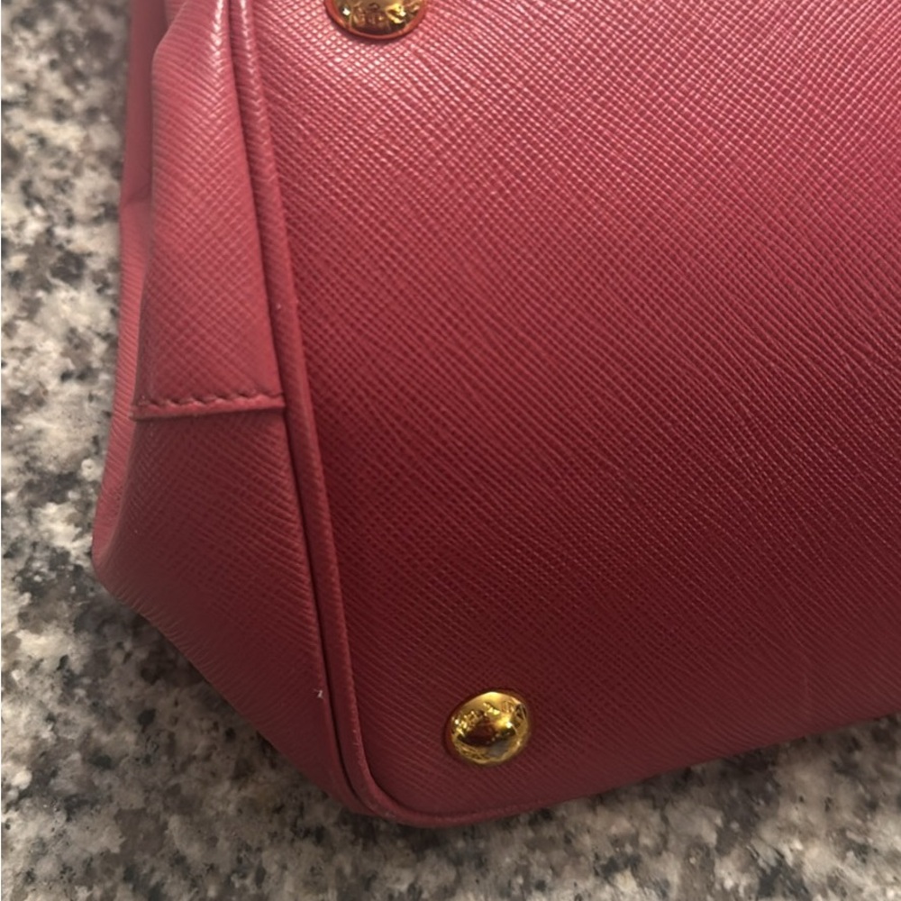 Prada Pink Leather Women's Bag - Picture 2 of 6